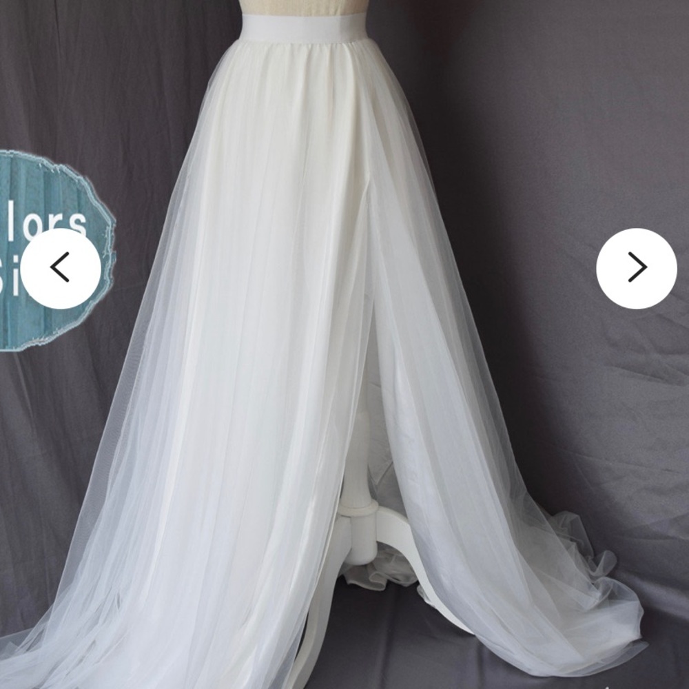 White tulle skirt